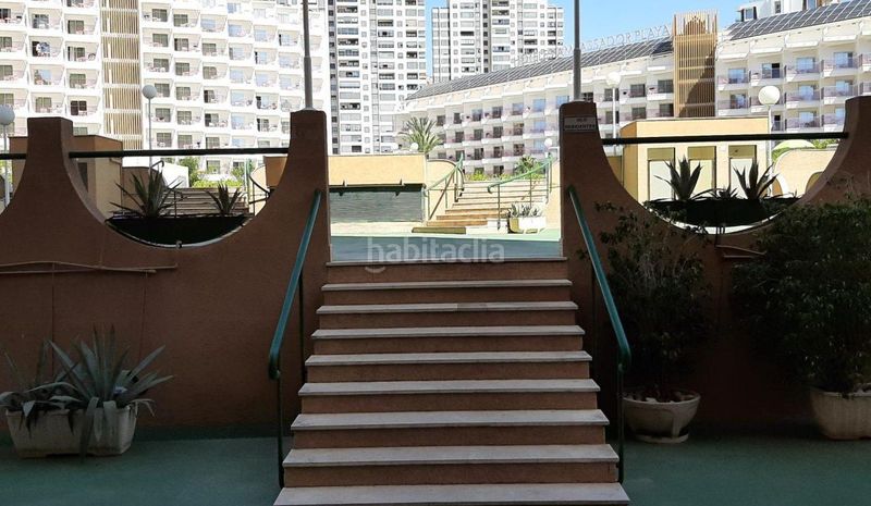 Foto e0c71573-2804-4ca8-9182-c797aecbabcf. Apartament amb piscina a Playa Levante Benidorm