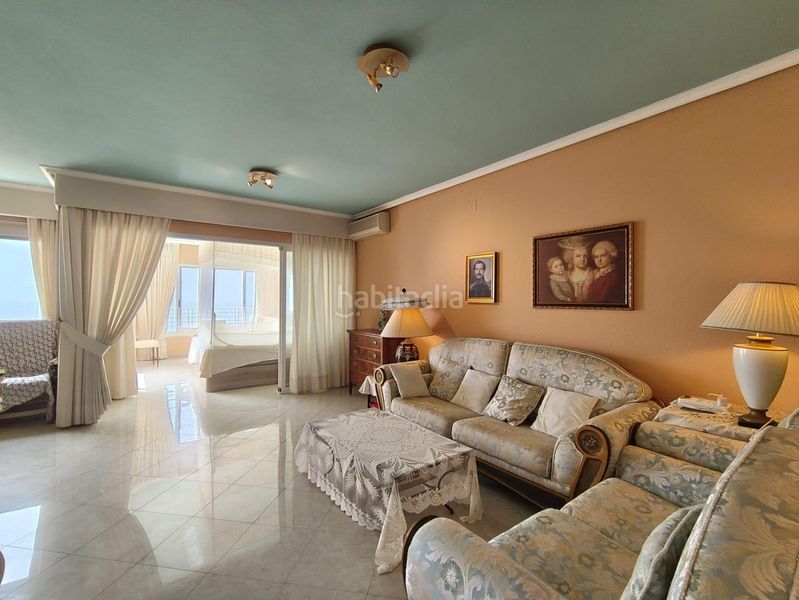 Foto 2c583a8b-f1e7-4c8b-b5ad-76ac37640e3a. Apartament amb calefacció piscina a Playa Poniente Benidorm