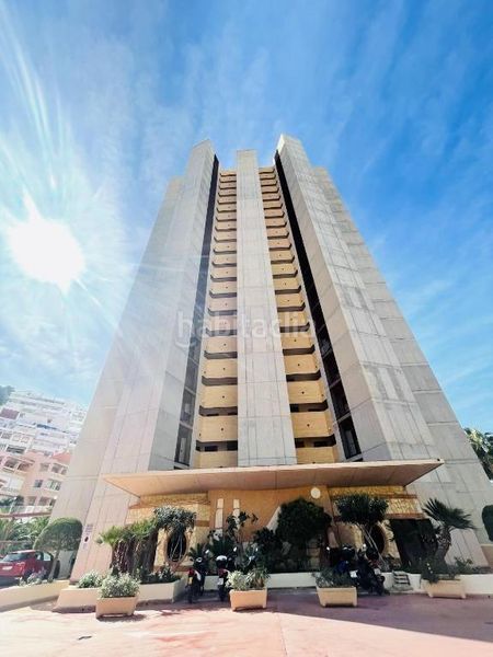 Foto 4d8825be-8bcd-4dea-95b0-ecc289fb8640. Apartament amb calefacció piscina a Playa Poniente Benidorm
