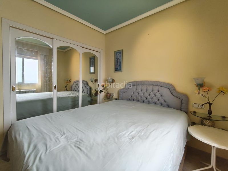 Foto 627c7b8b-3499-42b4-8823-a709263776d0. Apartament amb calefacció piscina a Playa Poniente Benidorm
