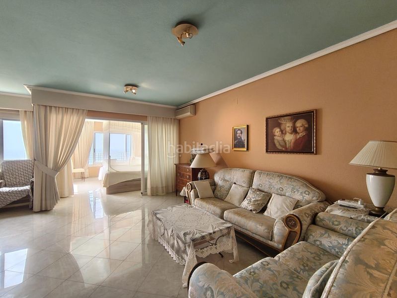 Foto 654bf7e1-e7d0-402d-a7b8-b7833c6c1008. Apartament amb calefacció piscina a Playa Poniente Benidorm