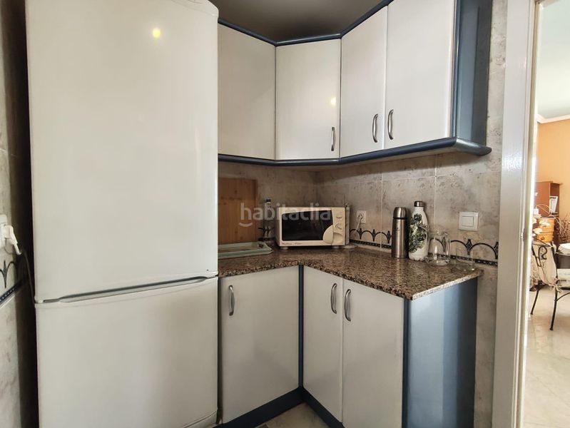 Foto cfde5c39-08c1-475d-9e96-b92bdce4cf57. Apartament amb calefacció piscina a Playa Poniente Benidorm
