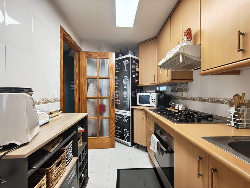 Foto 9dfe5fb9-62e0-4b87-8d1b-c9e92c793d68. Appartement mit heizung parking pool in Rincón Alto Benidorm