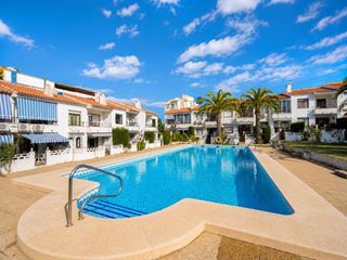 Chalet en L´Albir. Elegante reformado chalet adosado en albir, cerca del centro y d