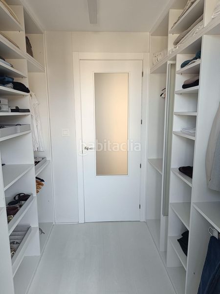Foto 11d3fc6b-9df0-4c66-8ee9-7642307762fe. Apartament amb calefacció aparcament piscina a Via Parque Benidorm