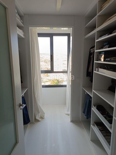Foto 27278feb-b3f4-4363-be33-c5bce1a6f9dc. Apartament amb calefacció aparcament piscina a Via Parque Benidorm