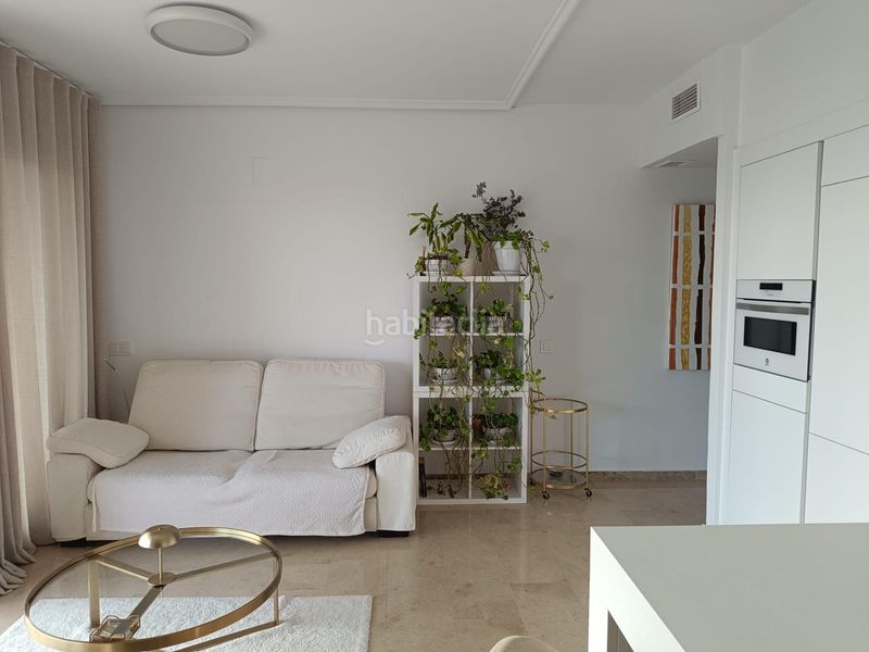 Foto 8f245dec-761b-4b2d-b493-e2f07763b2d1. Apartament amb calefacció aparcament piscina a Via Parque Benidorm