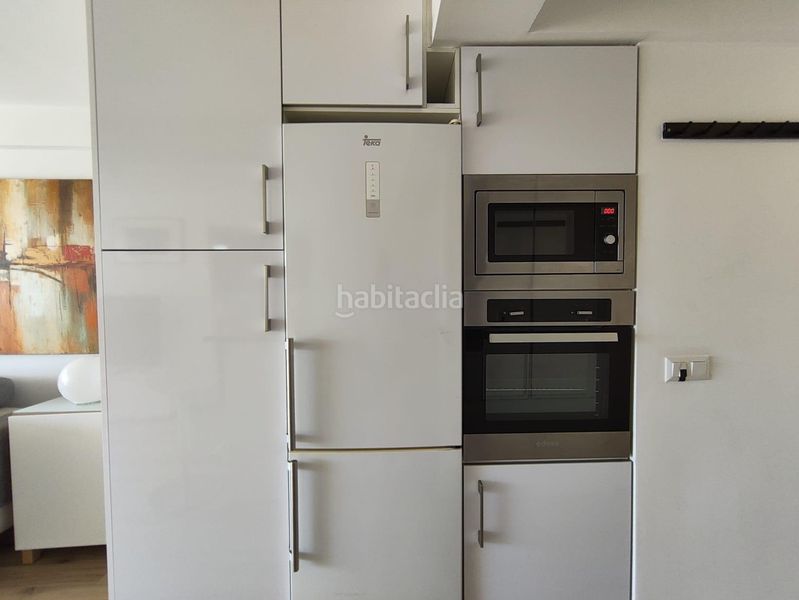 Foto 709abdcf-33bc-4574-bc5d-53fbfa1c2def. Apartament amb aparcament piscina a Playa Levante Benidorm