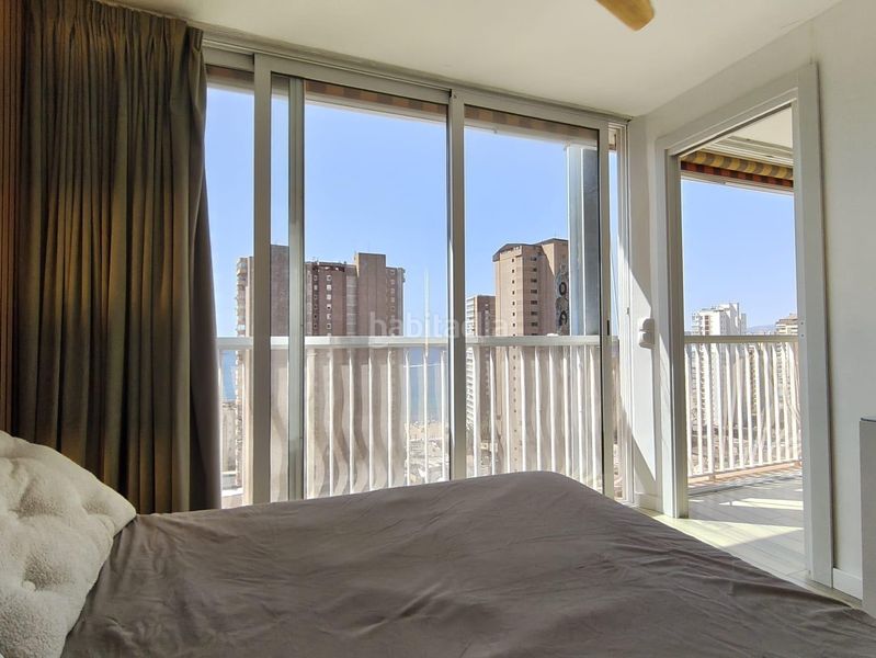 Foto 86d0dfab-f8ff-4728-a0c5-e4b779b38b4e. Apartament amb aparcament piscina a Playa Levante Benidorm