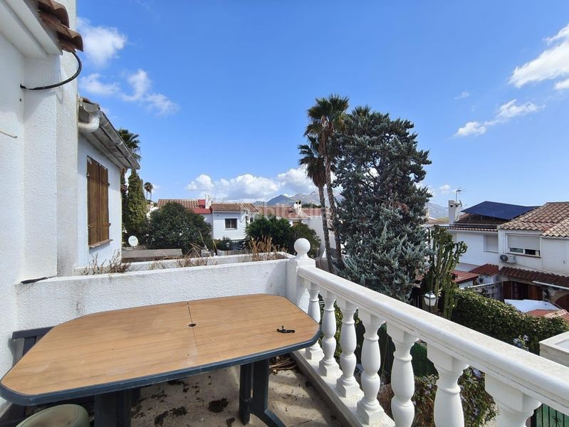 Foto d018d470-1d57-4c02-b7c3-f45a807d4ba2. Casa a schiera con riscaldamento parcheggio piscina in Nucia (la)