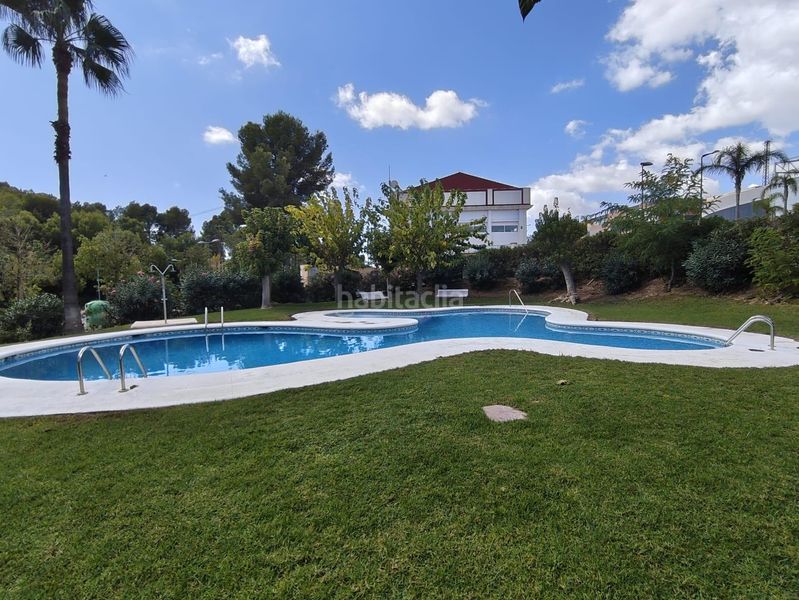 Foto d066e109-5bff-46e1-b679-f34ca1d16f9c. Casa a schiera con riscaldamento parcheggio piscina in Nucia (la)