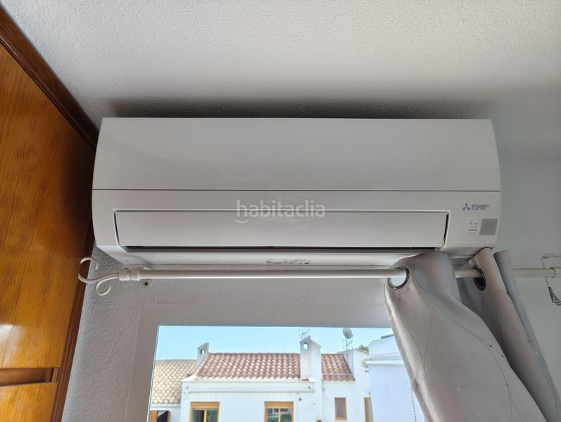 Foto f8002579-07ff-4753-bcf1-0a44bfa45492. Casa a schiera con riscaldamento parcheggio piscina in Nucia (la)