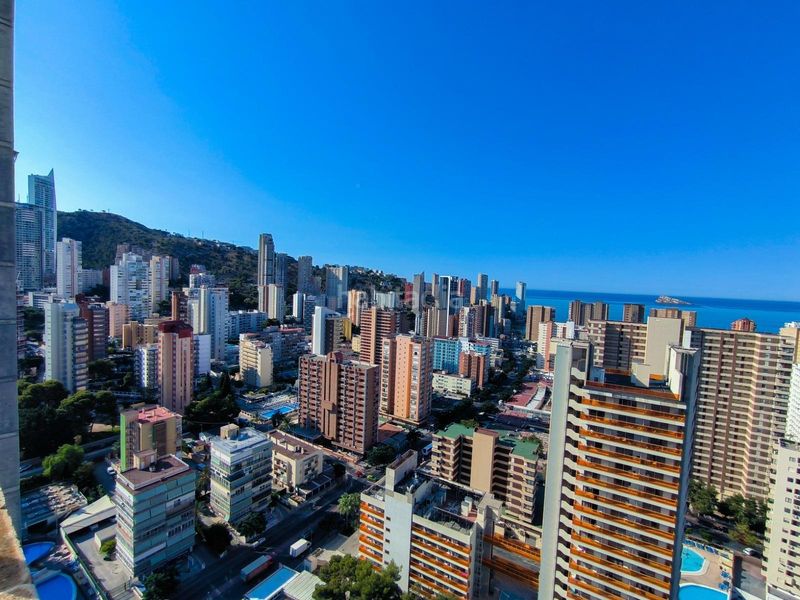 Foto 87fd87c5-6f20-40cb-a9c8-e06580775879. Dúplex amb aparcament piscina a Rincón Bajo Benidorm