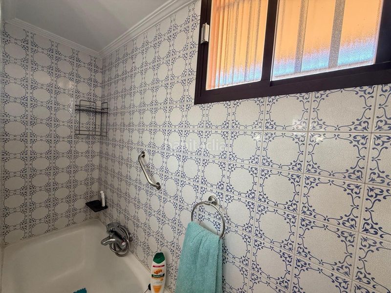Foto db0105b3-8ab6-463f-812b-24a73144c601. Apartament amb aparcament a Playa Levante Benidorm