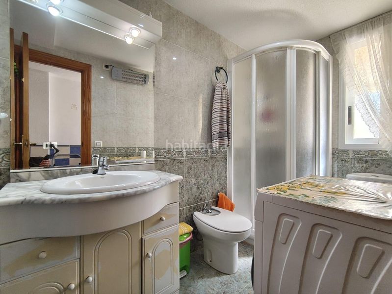 Foto bee2f24b-a317-4879-ad0b-fa1ecc6974d1. Àtic amb aparcament a Playa Levante Benidorm