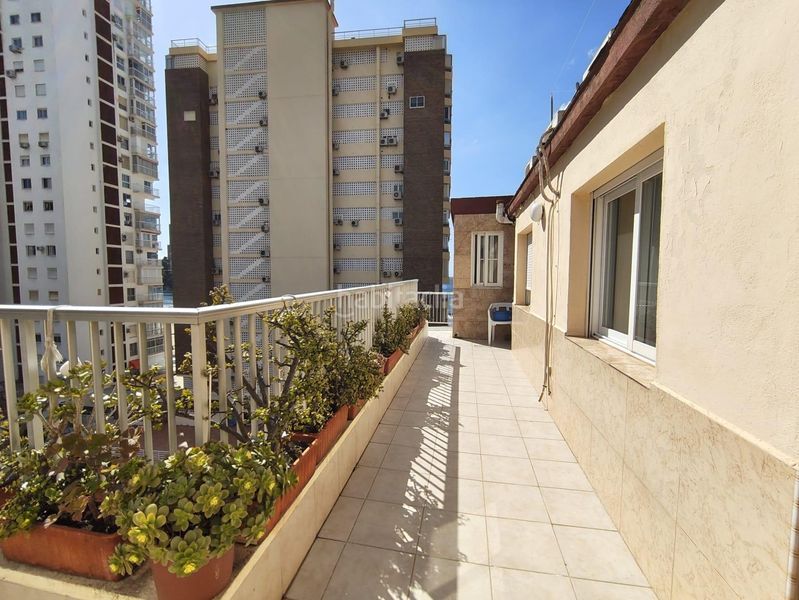 Foto f27321e3-c395-43e5-9791-b279a3bd14ce. Àtic amb aparcament a Playa Levante Benidorm