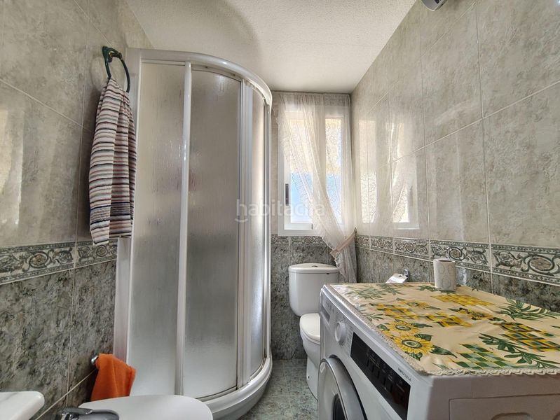 Foto fabf4fba-7bf5-46c9-92b7-f4651139a18d. Àtic amb aparcament a Playa Levante Benidorm