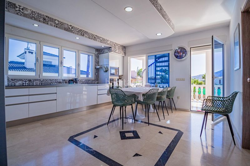 Foto 53a289ad-2ee0-4570-8e5e-bfae545358d7. Xalet amb aparcament piscina a Pueblo-Ubanizaciones Alfàs del Pi (l´)