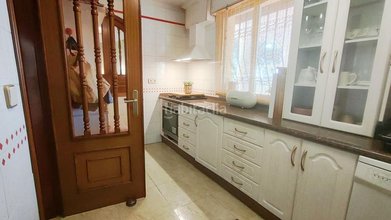 Foto f4396e4d-c300-4377-9dc5-ea0095d54161. Casa aparellada amb piscina a La Nucia Pueblo Nucia (la)