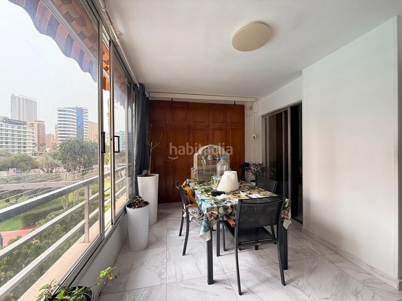 Foto fbd812ff-1f81-4bde-a426-22b83b2a878b. Apartamento bonito reformado piso con 2 dormitorios y terraza acristalada en zona rincon de loix llano. en Benidorm