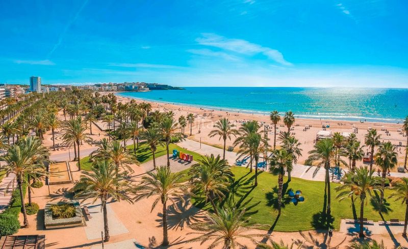 Foto 17699b26-ab74-467f-90e2-b63dea1d54c9. Piso 112m<sup>2</sup> en carrer de la cala morisca 11 piso f10 – primer planta – 3 habitaciones en Salou
