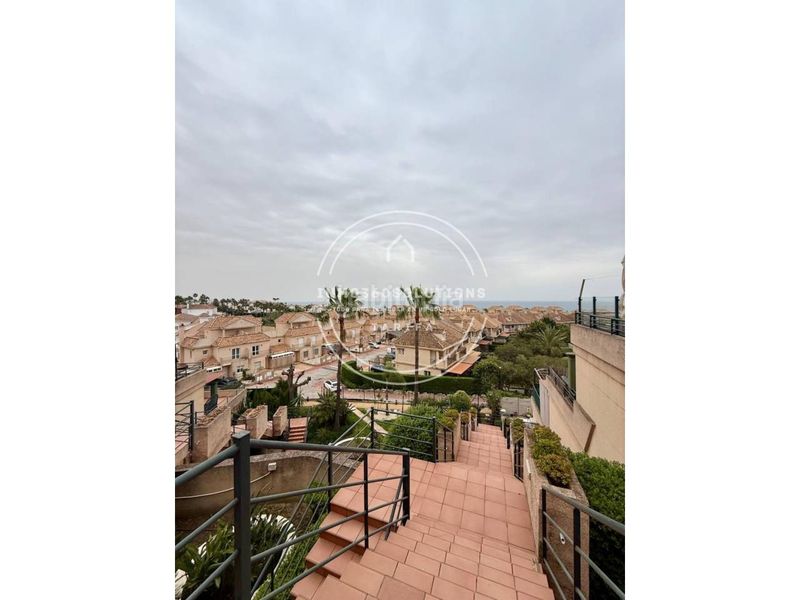 Foto 0f0b6f2e-8177-4d67-b35a-6dfd3fb1e3b9. Apartament amb aparcament piscina a La Alcaidesa