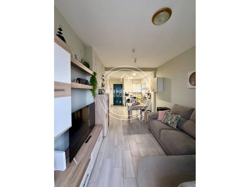 Foto eafaebf6-e74f-434d-9084-f48b745463ec. Apartament amb aparcament piscina a La Alcaidesa