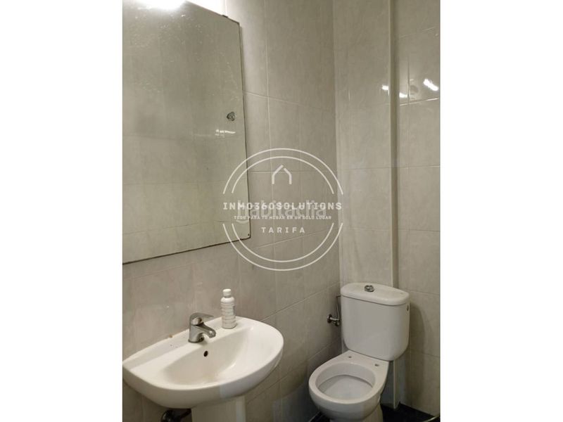 Foto 8aa7f87a-fdf6-4654-87a4-34a40b4c10cb. Local comercial a Tarifa ciudad Tarifa