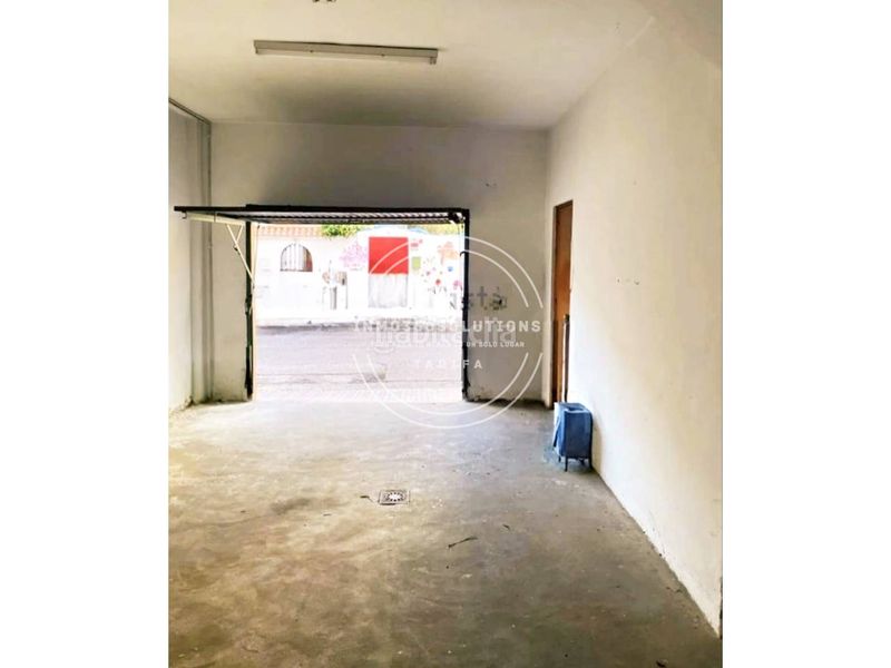 Foto c17dbd78-d84a-47de-8b57-ed97d0f28098. Casa aparellada amb aparcament a Tarifa ciudad Tarifa
