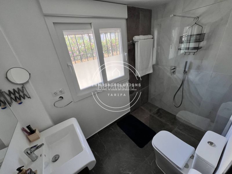 Foto a5e756a8-773c-488d-a7bd-e1d91a3415ac. Xalet amb piscina a Alcorrín Manilva