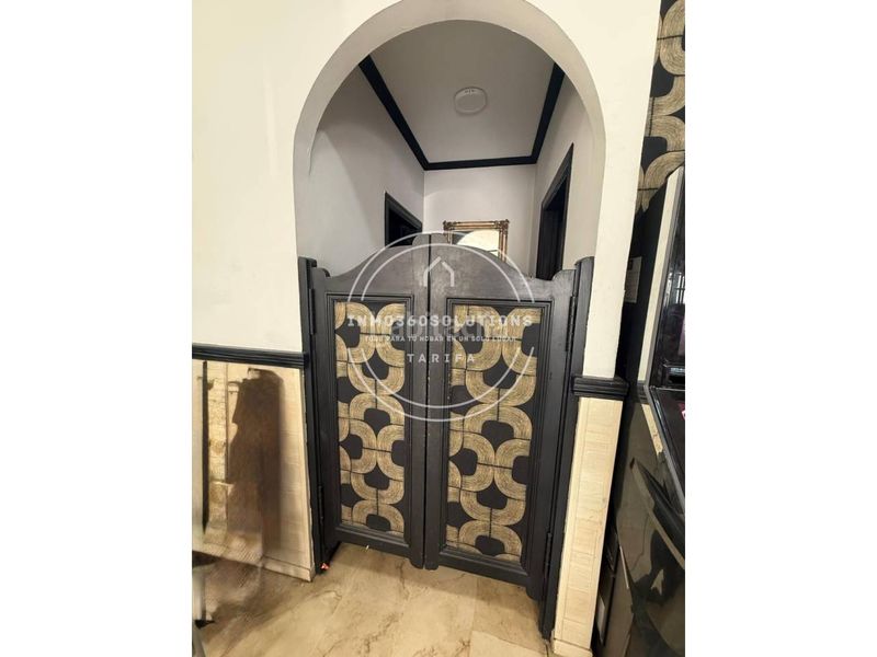 Foto a4cbf1ab-23b3-4647-984e-299a0bd9836a. Edificio in Barrios (Los)