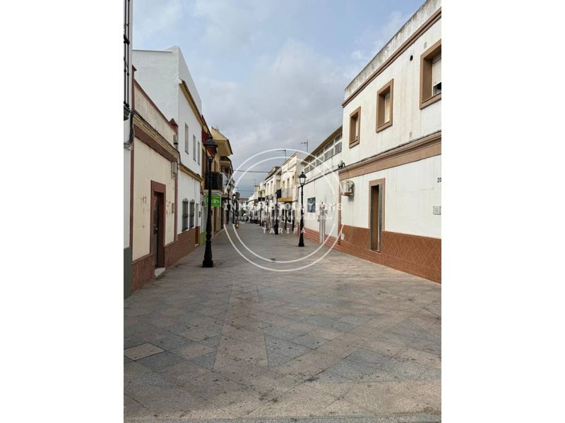 Foto d4e7940c-eaf0-403b-80a9-9b08a6e64b0f. Edificio in Barrios (Los)