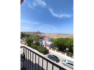 Miete Appartement  Calle tarifa. Se alquila piso acogedor con magníficas vistas a la sierra en fa