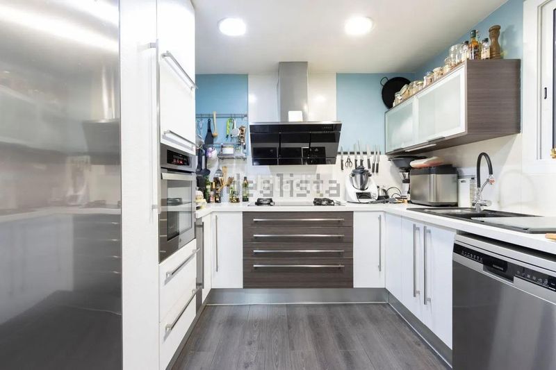 Foto 65e9361b-fe81-4d66-9717-95971a855f95. Dúplex amb aparcament piscina a Auditorio Rozas de Madrid (Las)