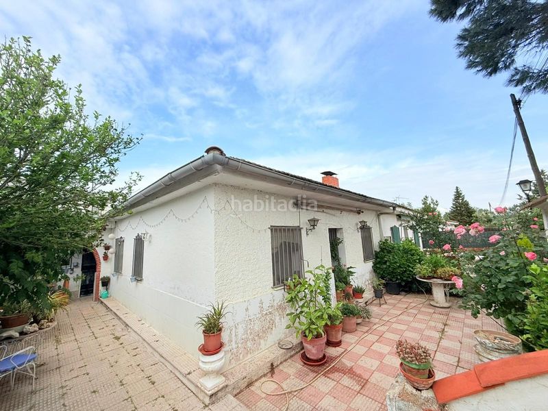 Foto 00cb52dc-d155-4789-a5a3-faa83cf2cecf. Casa amb aparcament a Escalona