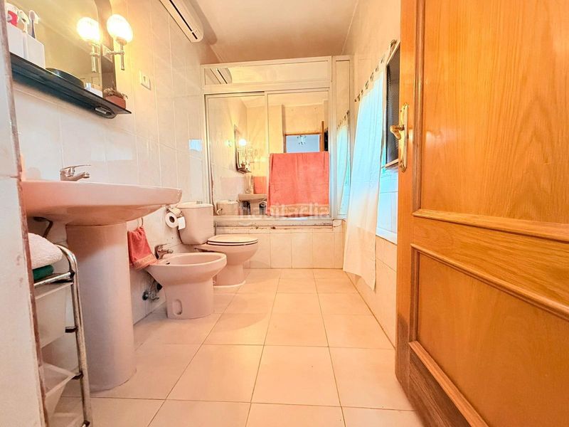 Foto 50826b86-e03c-498e-a11f-864fafce149d. Casa amb aparcament a Escalona