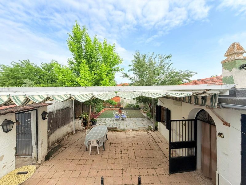 Foto 659d3950-4ae2-4cb1-8b87-f457243f2bd8. Casa amb aparcament a Escalona