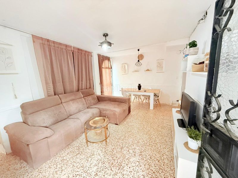 Foto 6f825bf2-bd61-49ba-96ae-94bad2478c73. Casa amb aparcament a Escalona