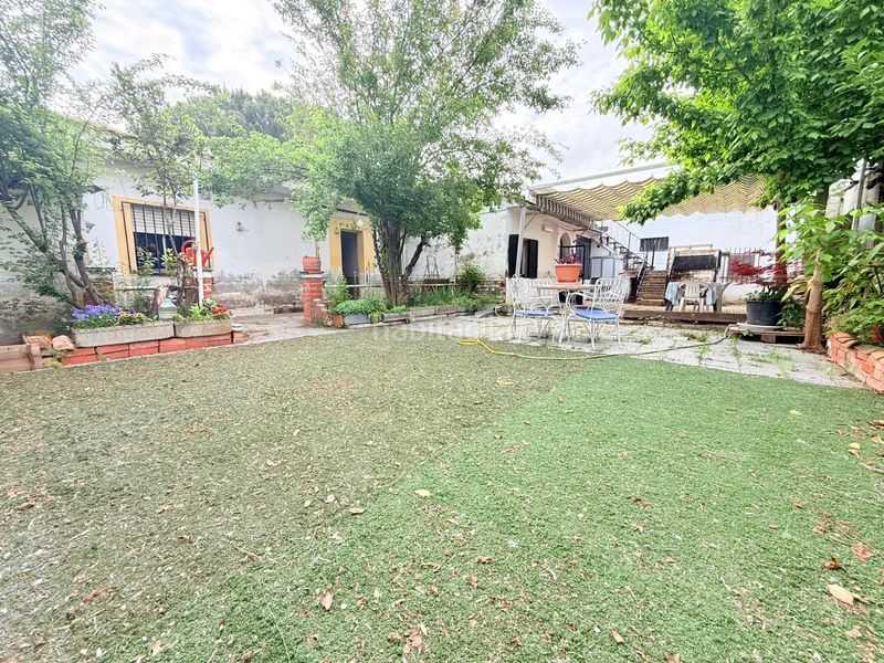 Foto a728997a-99f5-45bf-8cb2-056dd4b5e32a. Casa amb aparcament a Escalona