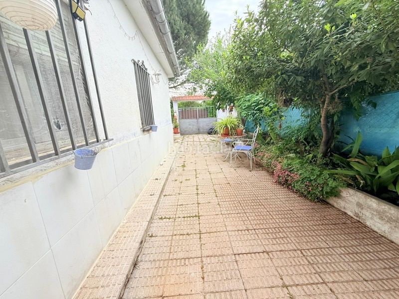 Foto b7752d85-4a8b-4952-b11d-97e88587bc2b. Casa amb aparcament a Escalona