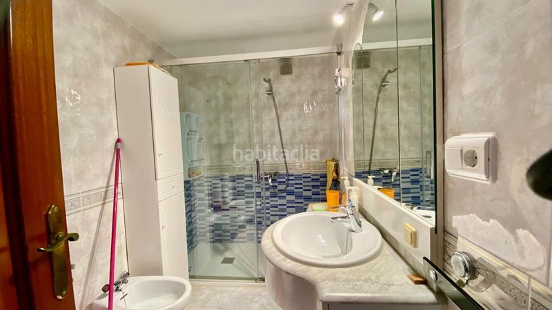 Foto 9d7a1ad0-883c-45ff-8bdc-d54845121d2c. Pis amb piscina a Playa Levante Benidorm