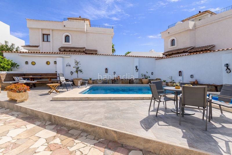 Foto f31da06e-d1d2-4046-957a-ea2d16574bf3. Casa a L´Albir Alfàs del Pi (l´)