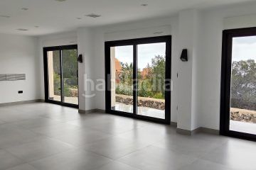 Foto 1775b567-6031-4ab2-9258-f1ae77f87f19. Casa descubre una propiedad uacutenica donde el lujo, la privacidad y el confort se fusionan en perfecta armoniacutea.ampnbspesta espec en Altea