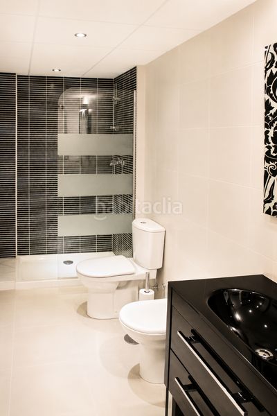 Foto ea27fe19-7f2d-4a77-a55c-adf9c1757020. Pis a L´Albir Alfàs del Pi (l´)