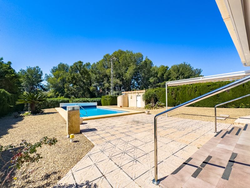 Foto e500a2fb-22ba-4643-8436-284dd1811379. Casa a Barranco Hondo Nucia (la)