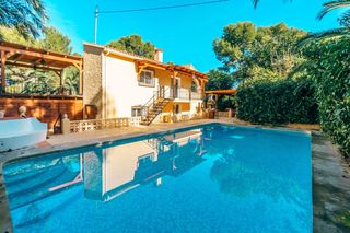 Lloguer Casa a L´Albir. Magniacutefica villa de dos plantas y 210 msup2 construidos en p