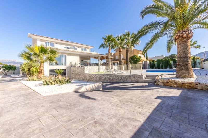 Foto 49c9356e-3ce8-49be-88ac-f9eb02b5b198. Casa amb aparcament piscina a Pueblo-Ubanizaciones Alfàs del Pi (l´)
