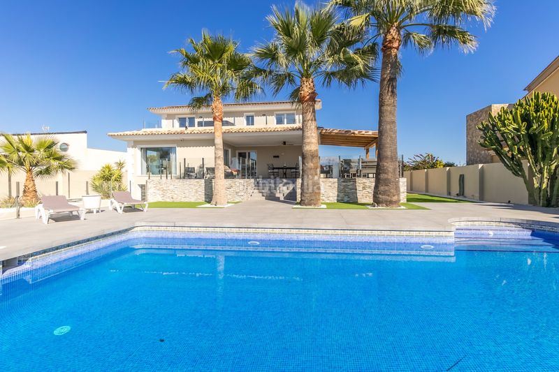 Foto 50e5215e-4575-4509-9c56-1de12da6d013. Casa amb aparcament piscina a Pueblo-Ubanizaciones Alfàs del Pi (l´)