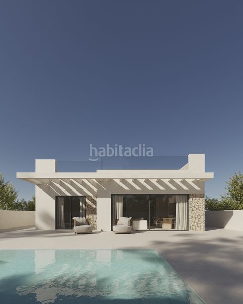Foto e29896ae-3720-4195-ab35-d3e072b44e29. Casa amb piscina a Polop
