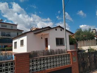 Haus in Bigues i Riells del Fai. Zona tranquila y muy soleada